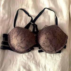 Light purple lace push-up bra